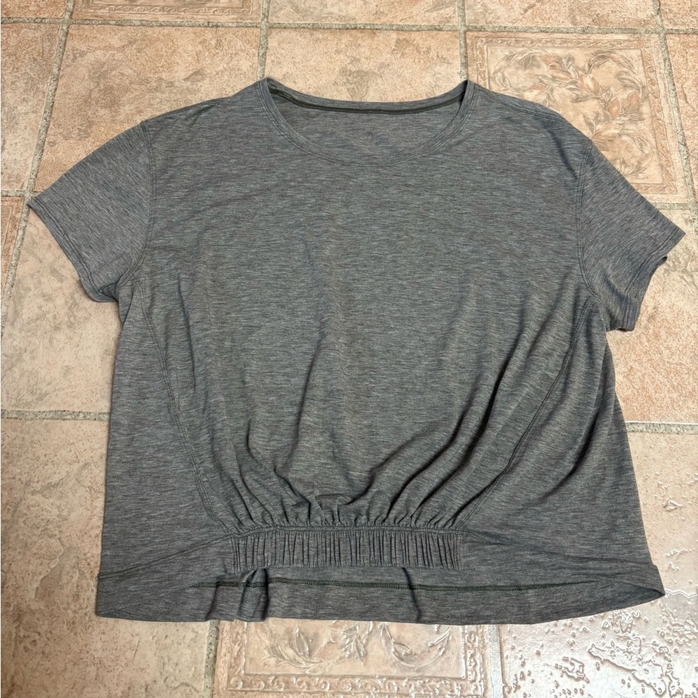 Lululemon top